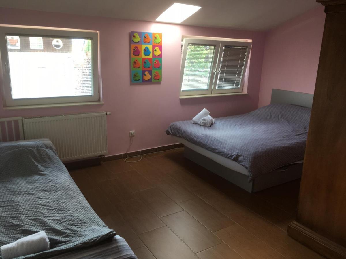 Hello Ljubljana- Green Way Rooms And Studios Esterno foto